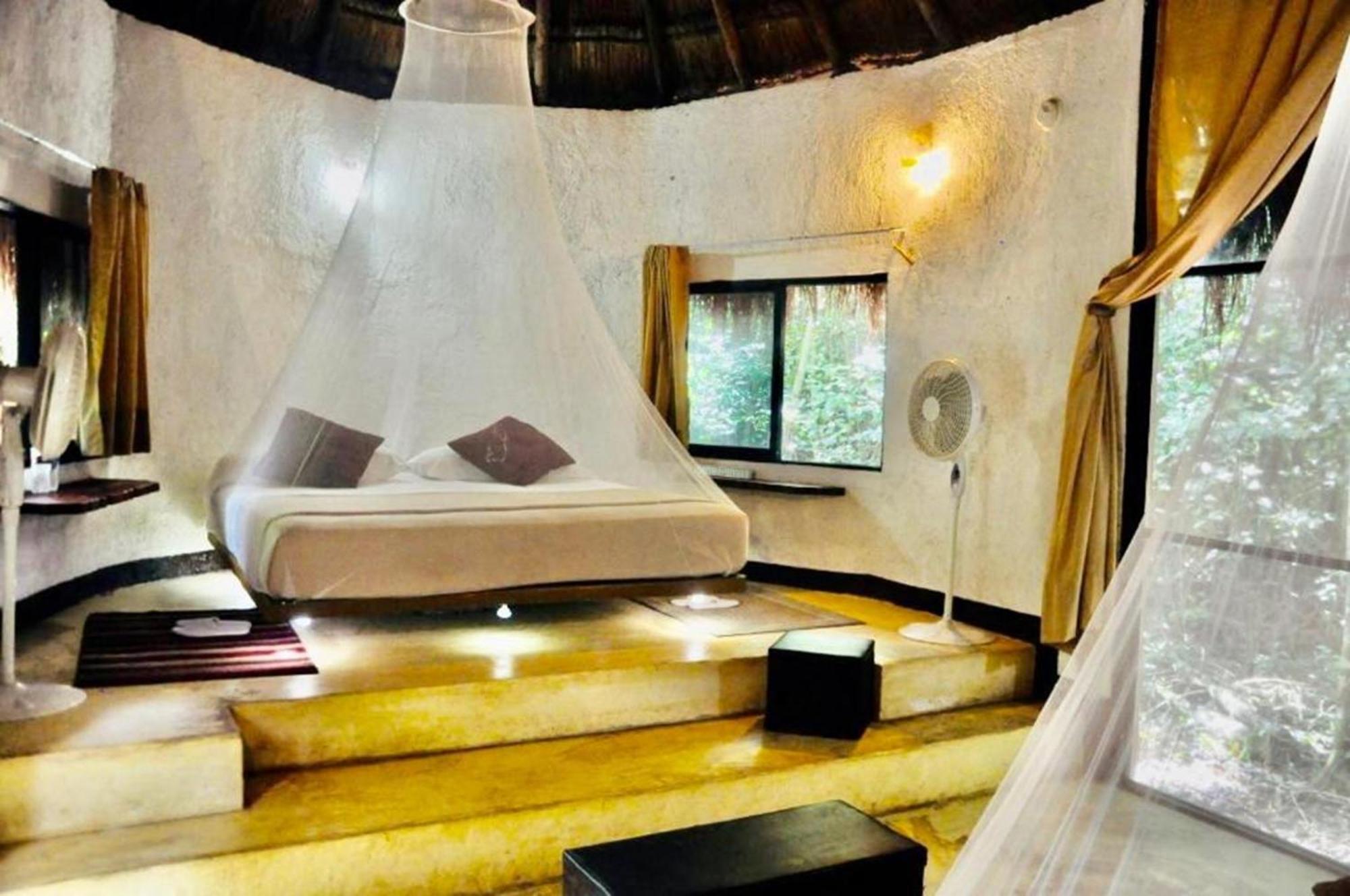 Jolie Jungle Eco Hotel (Adults Only) Leona Vicario エクステリア 写真